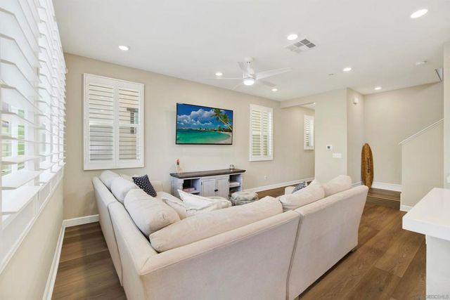 1646 Carol Lee Ln, Escondido, CA 92026