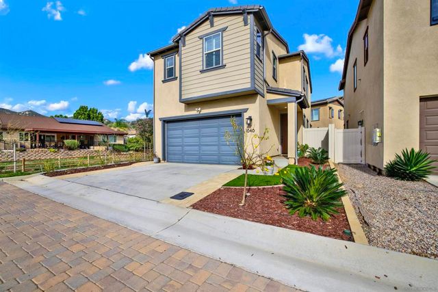 1646 Carol Lee Ln, Escondido, CA 92026