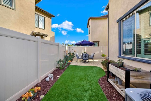 1646 Carol Lee Ln, Escondido, CA 92026