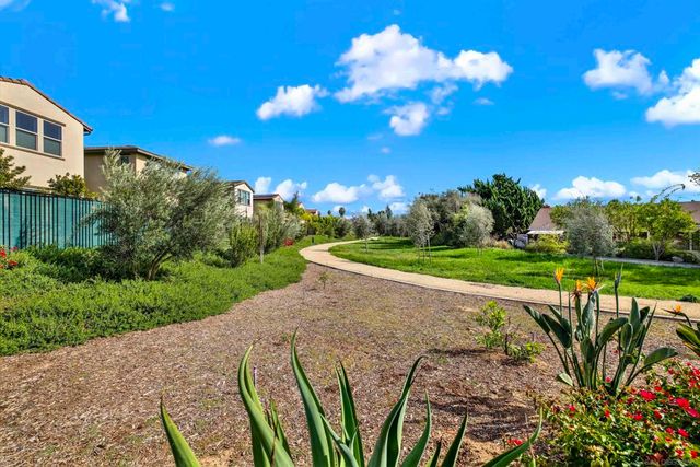 1646 Carol Lee Ln, Escondido, CA 92026