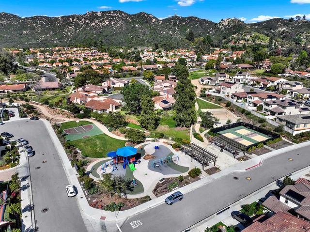 1646 Carol Lee Ln, Escondido, CA 92026
