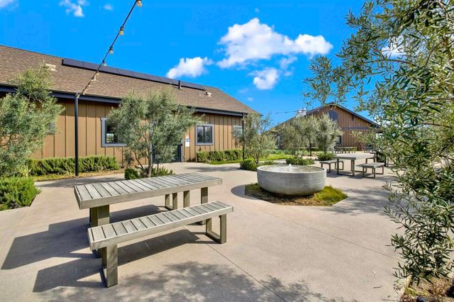 1646 Carol Lee Ln, Escondido, CA 92026