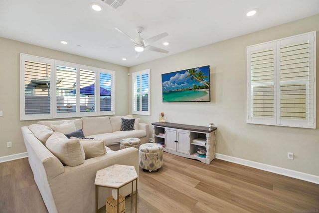 1646 Carol Lee Ln, Escondido, CA 92026