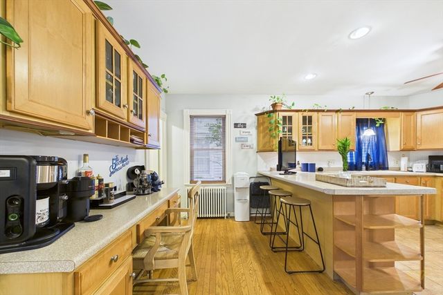551 Union St, New Bedford, MA 02740