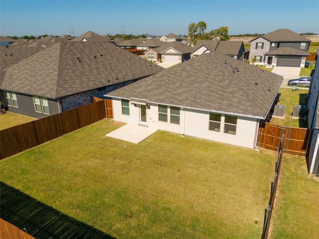 1332 Los Olmos Lane, Crandall, TX 75114