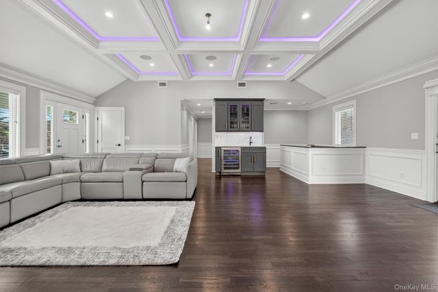 200 S Bedford Road, Chappaqua, NY 10514