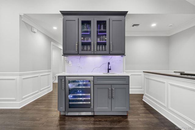 200 S Bedford Road, Chappaqua, NY 10514