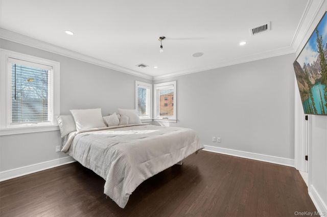 200 S Bedford Road, Chappaqua, NY 10514