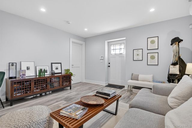 200 S Bedford Road, Chappaqua, NY 10514