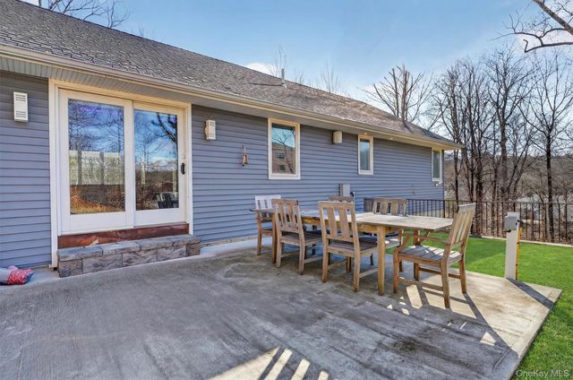 200 S Bedford Road, Chappaqua, NY 10514