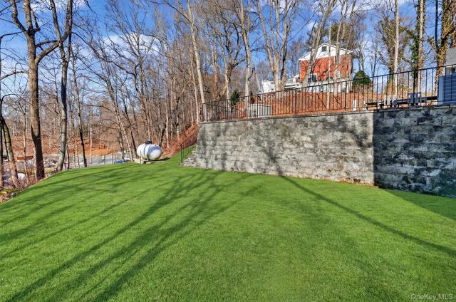 200 S Bedford Road, Chappaqua, NY 10514