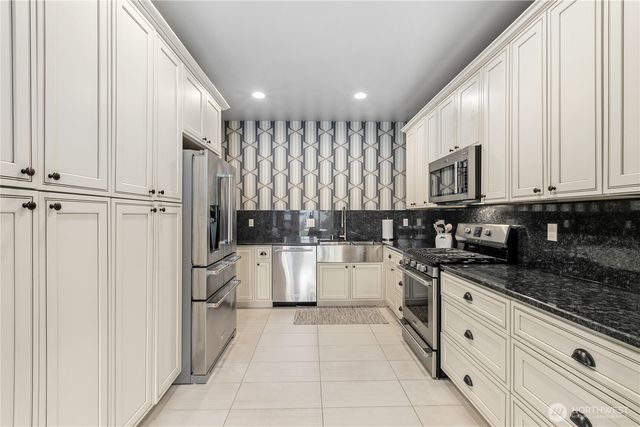 15705 South Deception Shores Drive, Anacortes, WA 98221