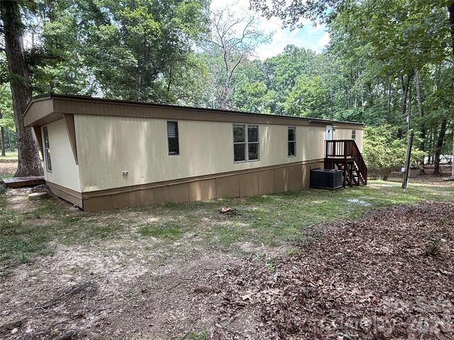 1140 Love Valley Road, Clover, SC 29710