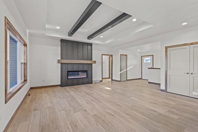 1418 DIVINITY DRIVE, De Pere, WI 54115