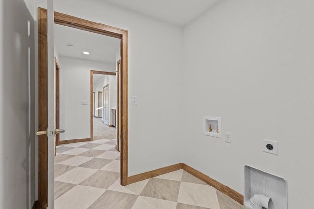 1418 DIVINITY DRIVE, De Pere, WI 54115