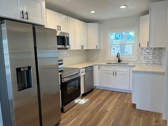 710 74TH AVENUE N, St Petersburg, FL 33702