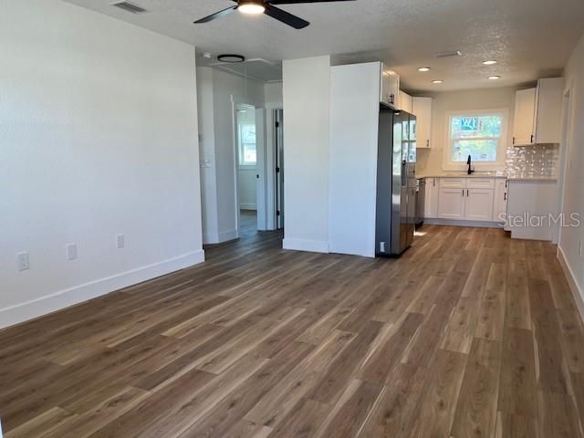 710 74TH AVENUE N, St Petersburg, FL 33702