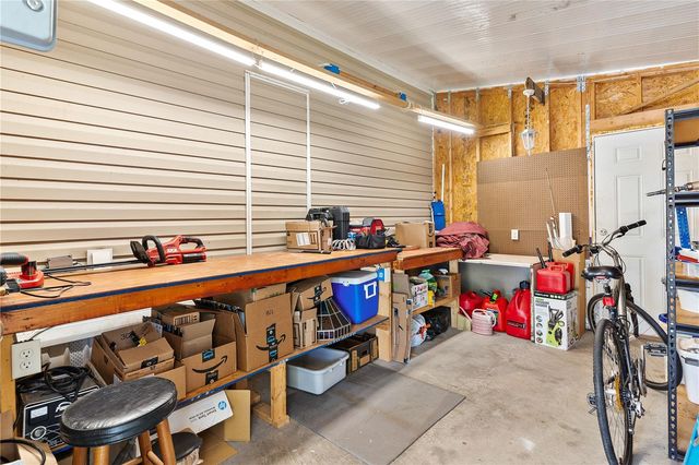2417 VINDALE ROAD, Tavares, FL 32778