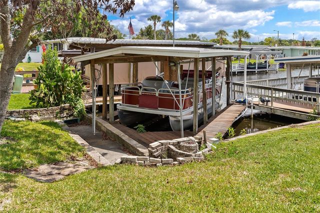 2417 VINDALE ROAD, Tavares, FL 32778