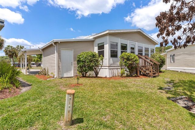 2417 VINDALE ROAD, Tavares, FL 32778