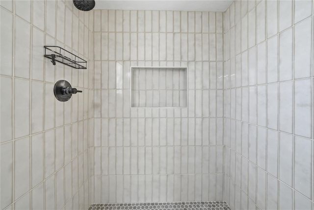 4234 DES MOINES STREET NE, St Petersburg, FL 33703