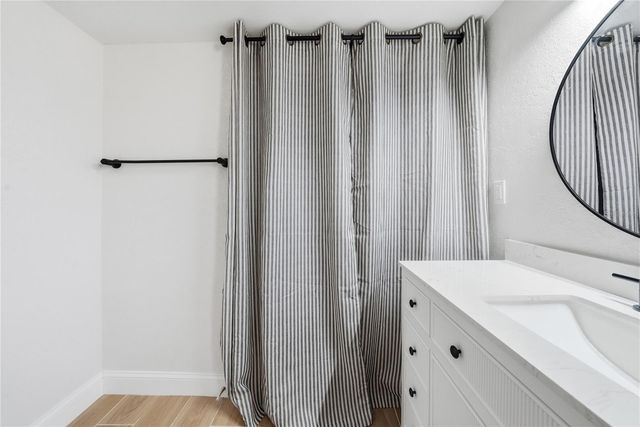 4234 DES MOINES STREET NE, St Petersburg, FL 33703