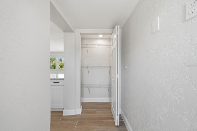 4234 DES MOINES STREET NE, St Petersburg, FL 33703