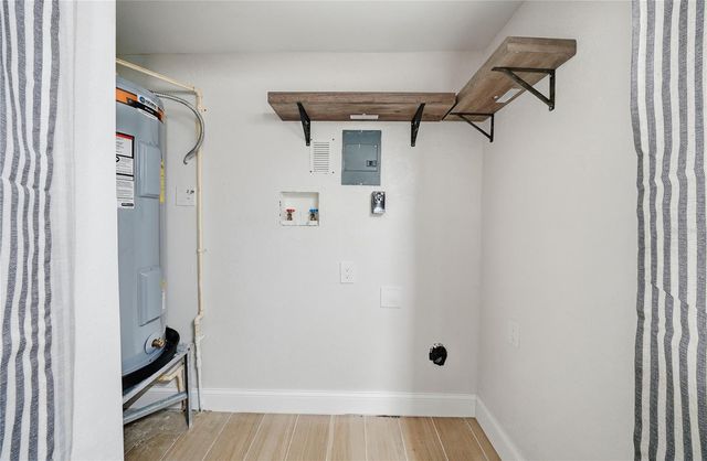 4234 DES MOINES STREET NE, St Petersburg, FL 33703