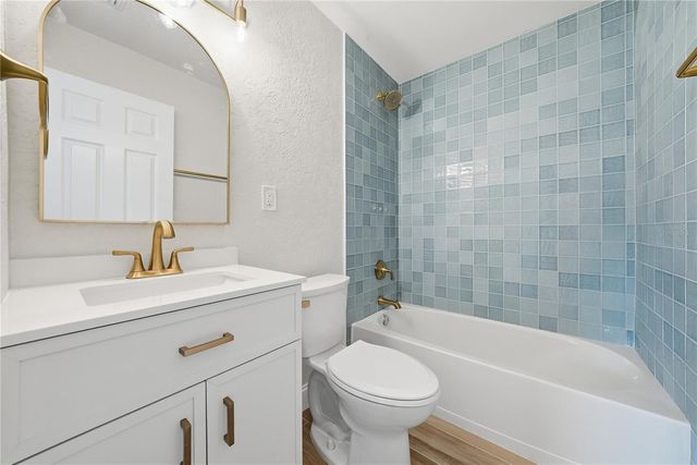 4234 DES MOINES STREET NE, St Petersburg, FL 33703