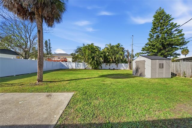 4234 DES MOINES STREET NE, St Petersburg, FL 33703