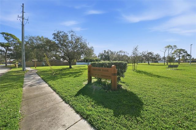 4234 DES MOINES STREET NE, St Petersburg, FL 33703