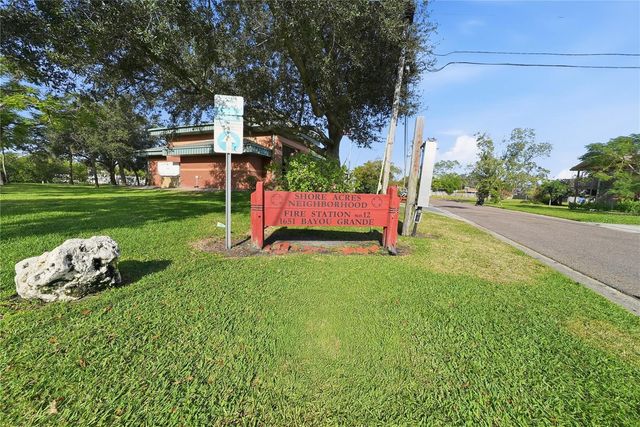 4234 DES MOINES STREET NE, St Petersburg, FL 33703