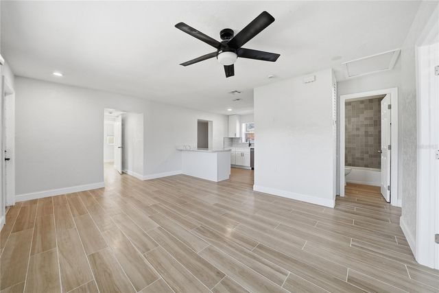 4234 DES MOINES STREET NE, St Petersburg, FL 33703