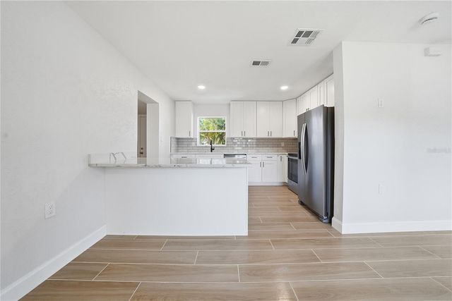 4234 DES MOINES STREET NE, St Petersburg, FL 33703