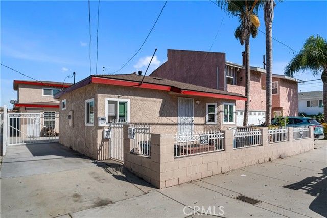 4307 Manhattan Beach, Lawndale, CA 90260