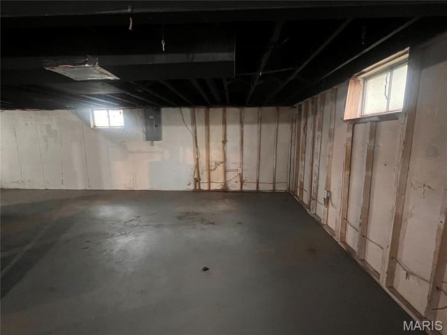 740 Crowder Drive, Florissant, MO 63031
