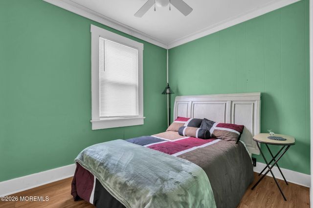 40 Frederick Place, Keansburg, NJ 07734