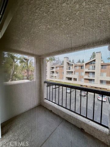 5515 Canoga Avenue 231, Woodland Hills (los Angeles), CA 91367