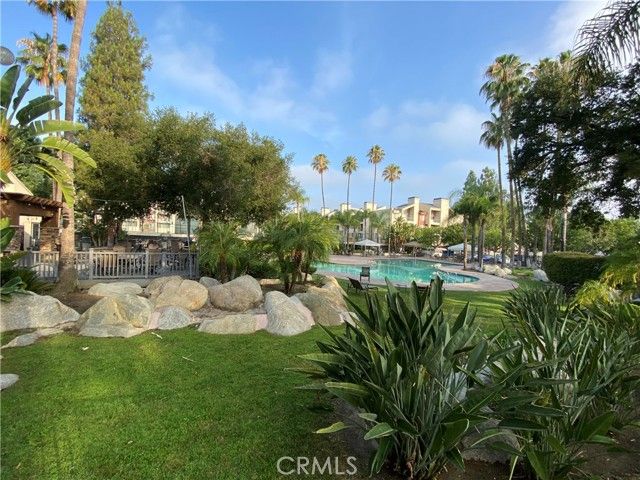 5515 Canoga Avenue 231, Woodland Hills (los Angeles), CA 91367