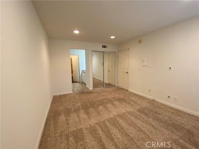 5515 Canoga Avenue 231, Woodland Hills (los Angeles), CA 91367