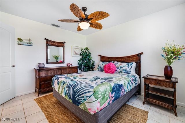 1709 SE 44th ST, Cape Coral, FL 33904