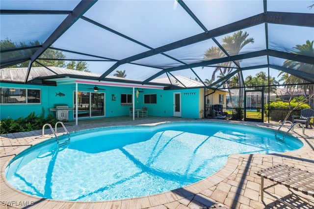 1709 SE 44th ST, Cape Coral, FL 33904