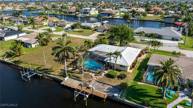 1709 SE 44th ST, Cape Coral, FL 33904