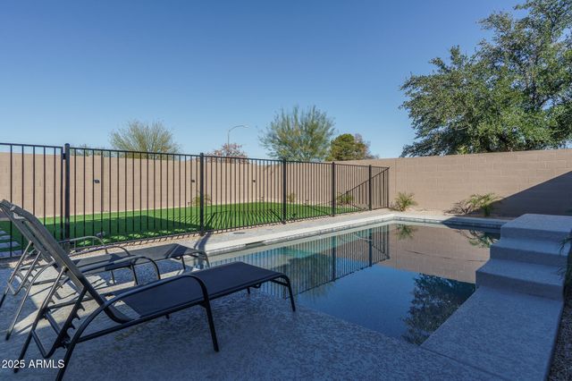 15011 N 55TH Drive, Glendale, AZ 85306
