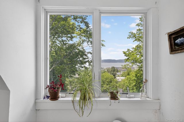 59 Fairview Avenue, Tarrytown, NY 10591