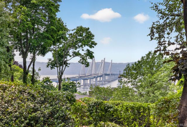 59 Fairview Avenue, Tarrytown, NY 10591