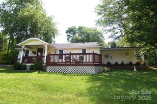19 Mingus Street, Canton, NC 28716