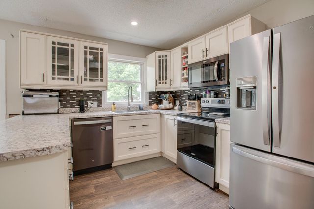 1100 13th Street S, Moorhead, MN 56560