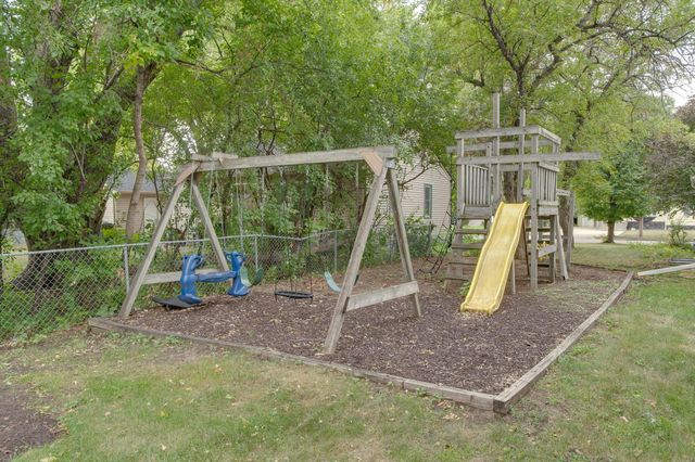 1100 13th Street S, Moorhead, MN 56560