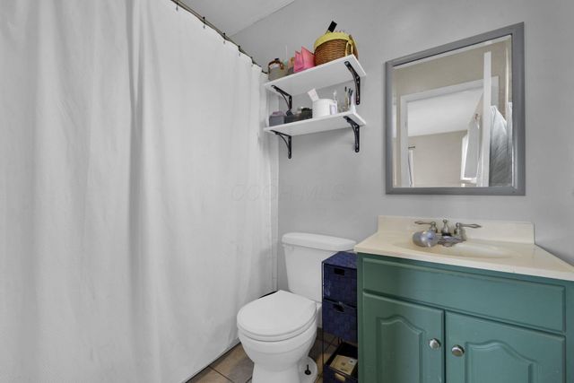 6992 Roundelay Road S, Reynoldsburg, OH 43068